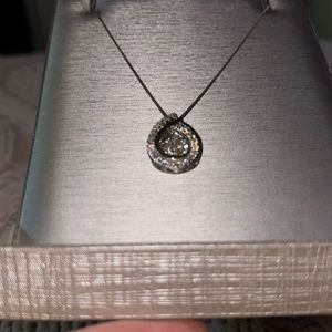 3/4 cttw white gold oval pendant